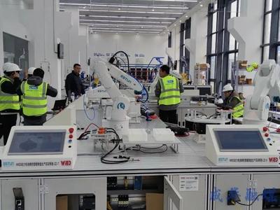 成都機器人,正在總動員!