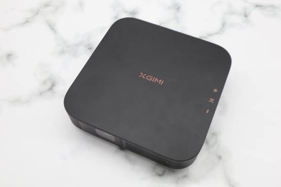 投影儀什么牌子好 數(shù)碼博主盤點(diǎn)投影儀排行榜top5